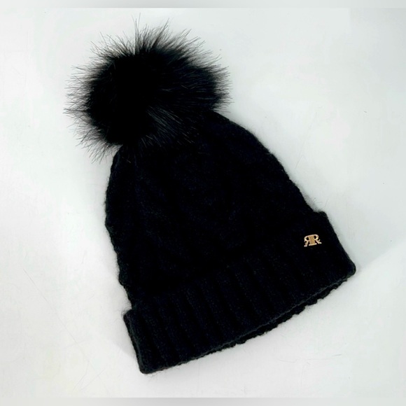 RIVER ISLAND Cable Knit Beanie - Picture 4 of 5